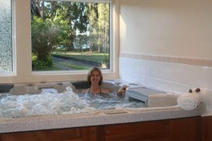 newcastle-day-spa-serenity-lodge-hydrotherapy-spa
